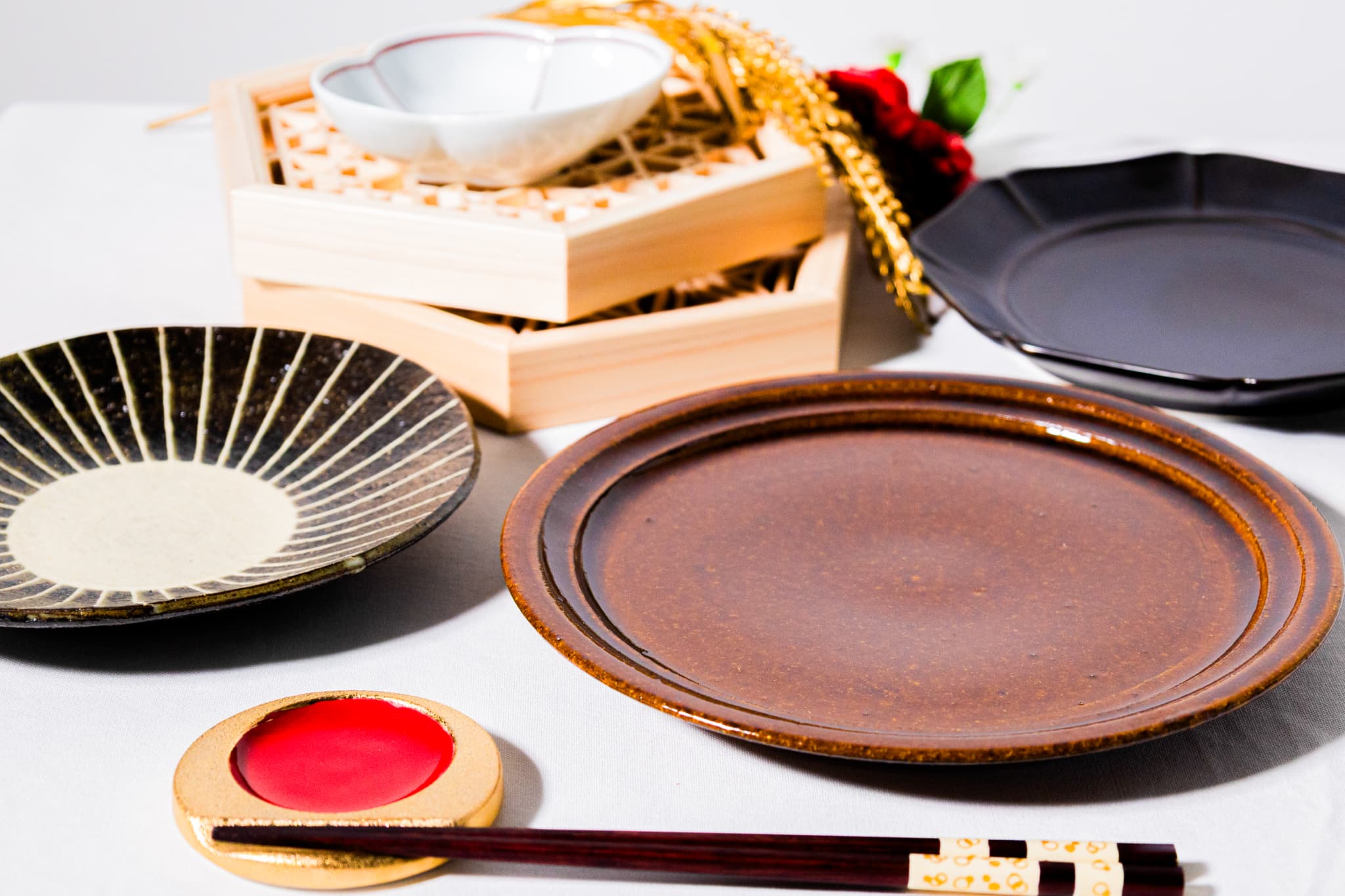 Japanese Kitchen Accessories & Home Decor | Utensils & Vases
