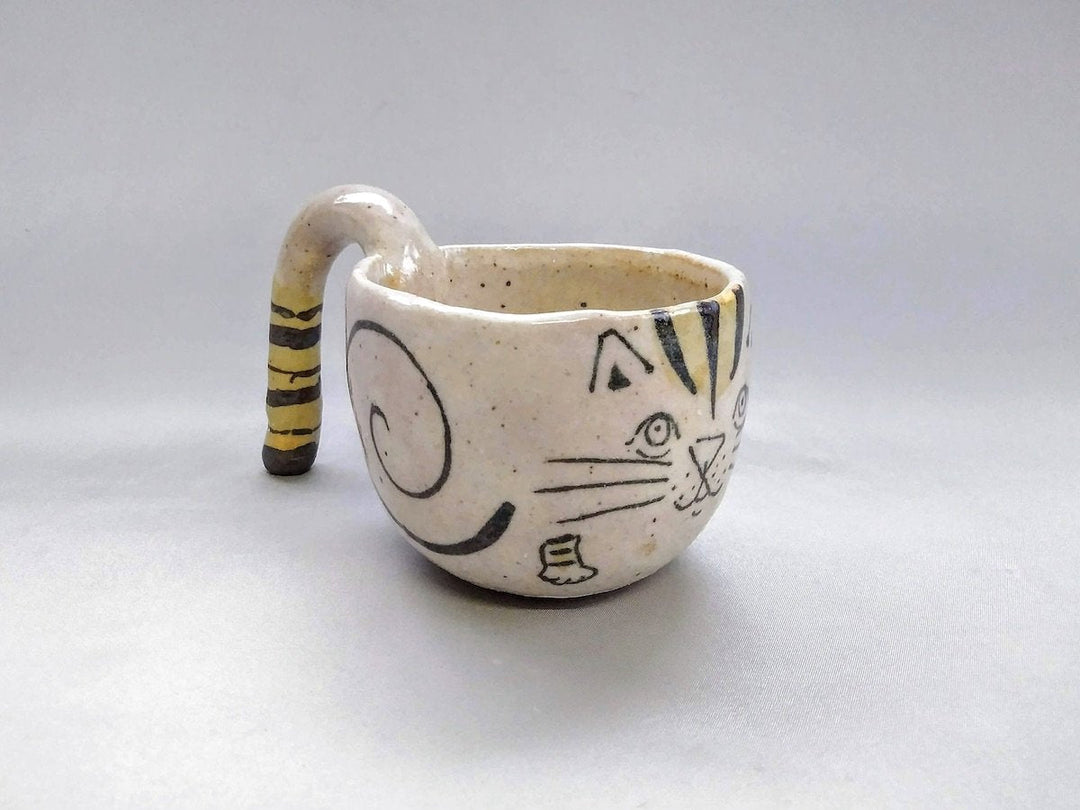 Tabby cat tail Mug - Crafted By Hiroshi Sato