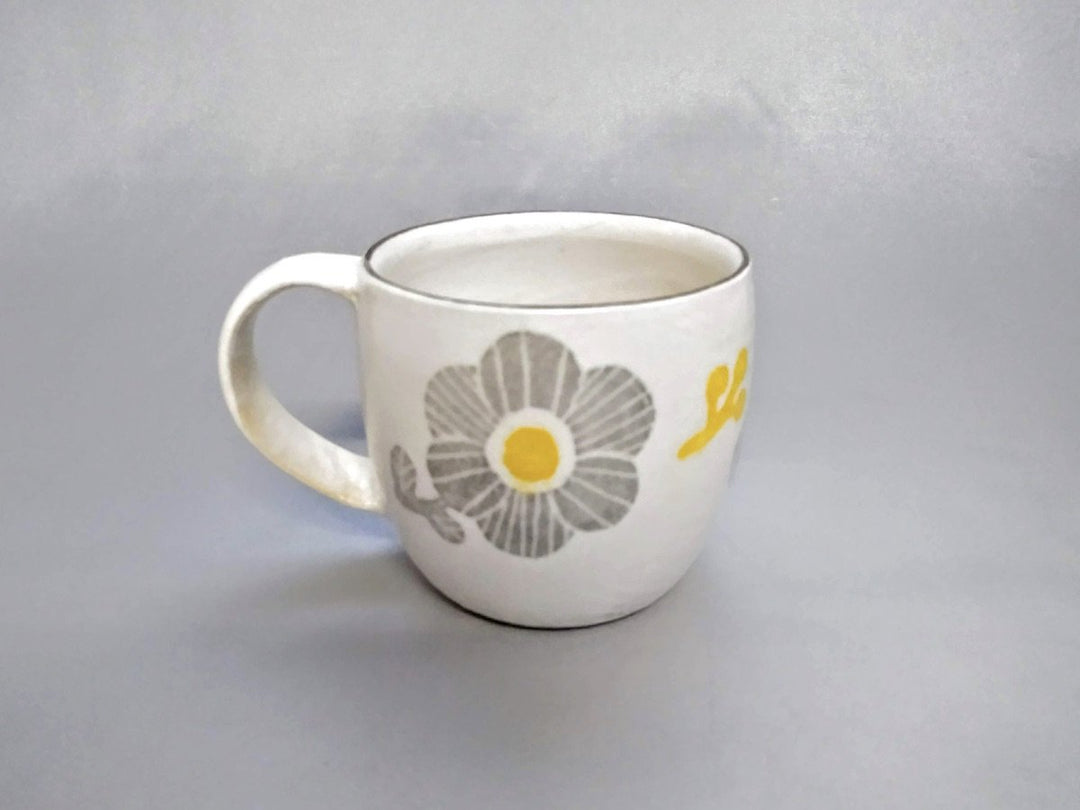Japanese paper Underglazed Gray Yellow Flower size Mug - Crafted By Yasumi Pottery