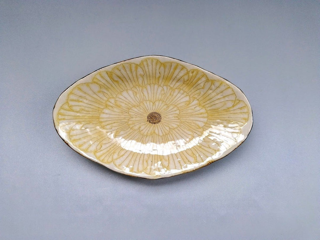 Yellow boat-shaped plate with peony flower motif by Yoshihei Kato, Gifu, Japan