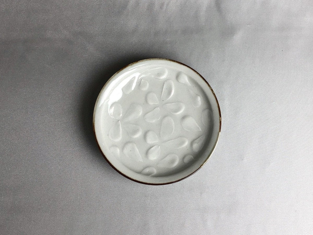 White Porcelain Yotsuba 4.5-Sun Plate - Crafted By Kousei Kobayashi