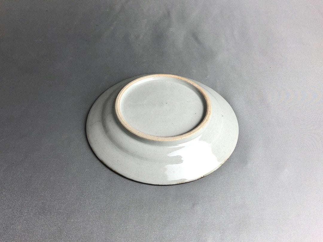 White Porcelain lid Leaf 4.5-Sun Plate - Crafted By Kousei Kobayashi