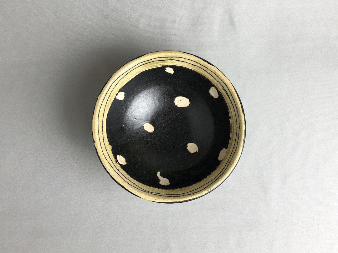 Black Glazed line-engraved dot 5-Sun Pot - Crafted By Kazuhito Yamamoto