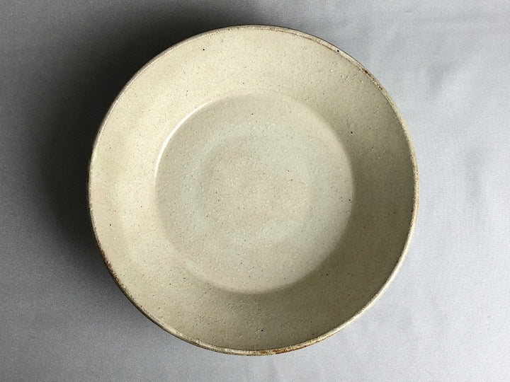 White Slip sogi in a 7-Sun Shallow Bowl - Crafted By Shinji Akane