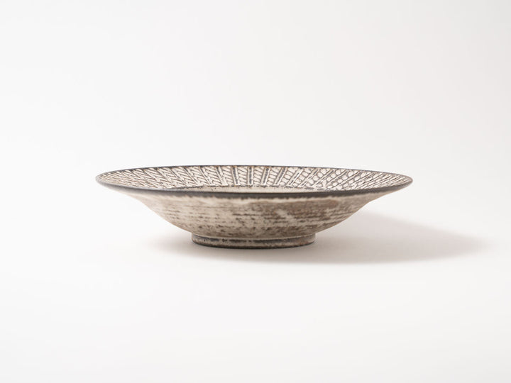 Twisted Rim Plate (Large, White) - Crafted By Masanori Yamamoto