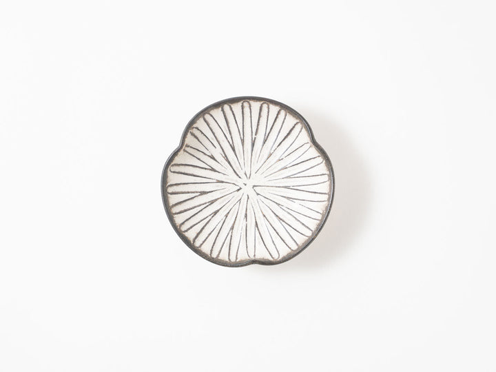 Lobed Plate, 3-Sun — Hand-Glazed Japanese Pottery by Masanori Yamamoto