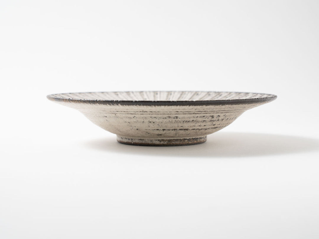 Rim Plate, Medium, White, Shinogi — Hand-Glazed Japanese Pottery by Masanori Yamamoto