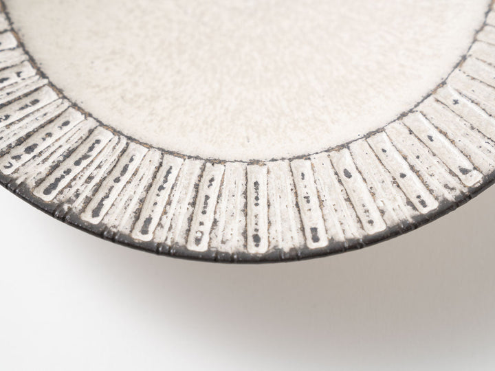 Rim Plate, Medium, White, Shinogi — Hand-Glazed Japanese Pottery by Masanori Yamamoto