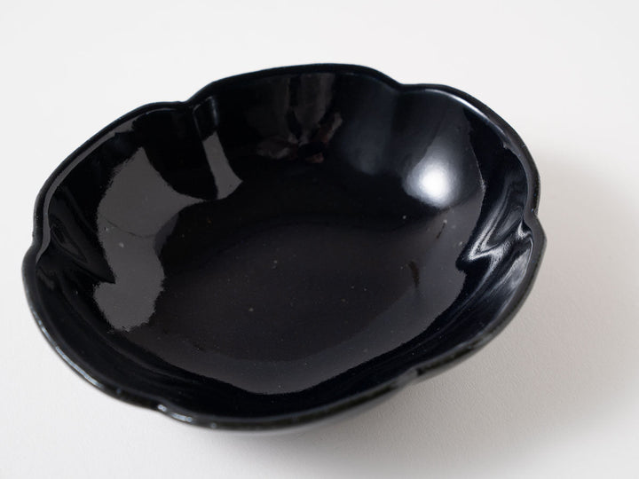 Ruri Glaze Flower-Rim Oval Bowl — Hand-Glazed Japanese Pottery by Hitoshi Kato