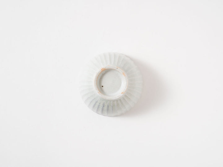 Wood-Fired White Porcelain Ribbed Guinomi Cup - Crafted By Hitoshi Kato