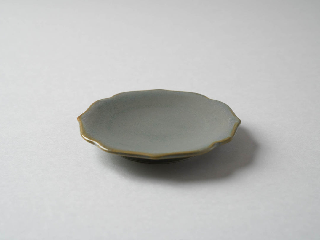Light Rikyu Bellflower 4.5-Sun Plate - Crafted By Toetsu Kiln