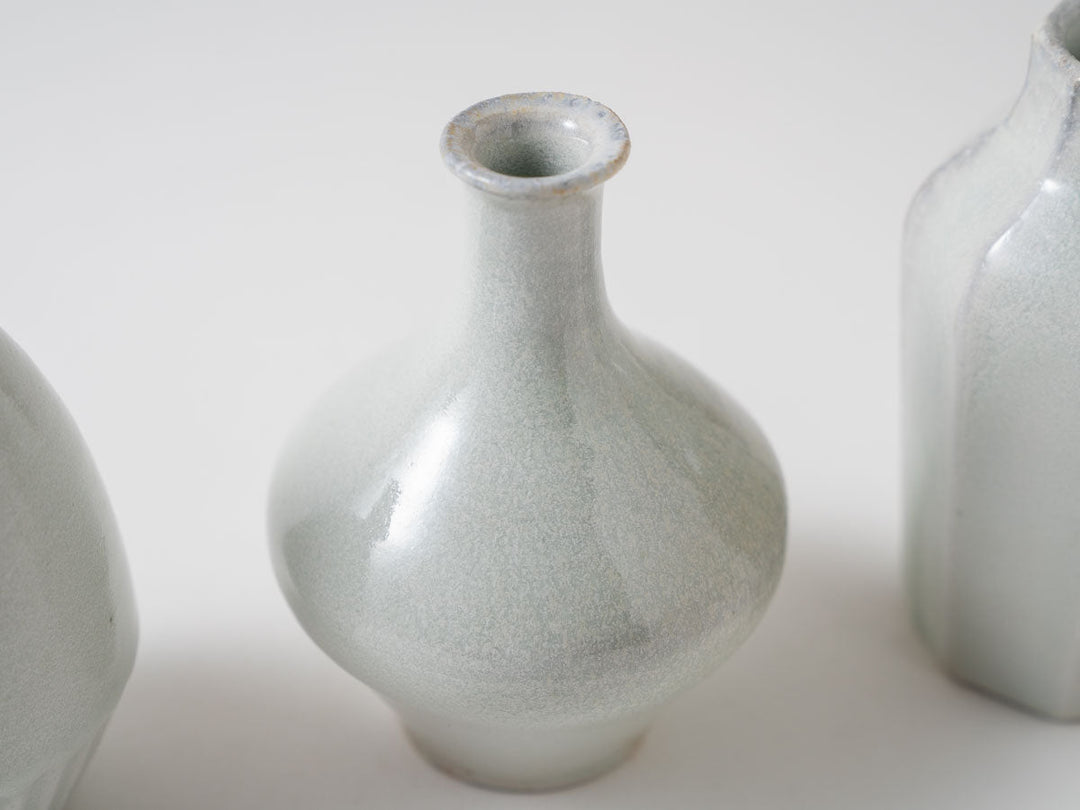 Wood-Fired White Porcelain Vase (Small) - Crafted By Hitoshi Kato