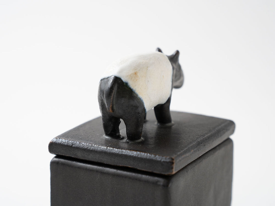Tapir Cube Object — Hand-Painted Japanese Pottery by Ryo Makita