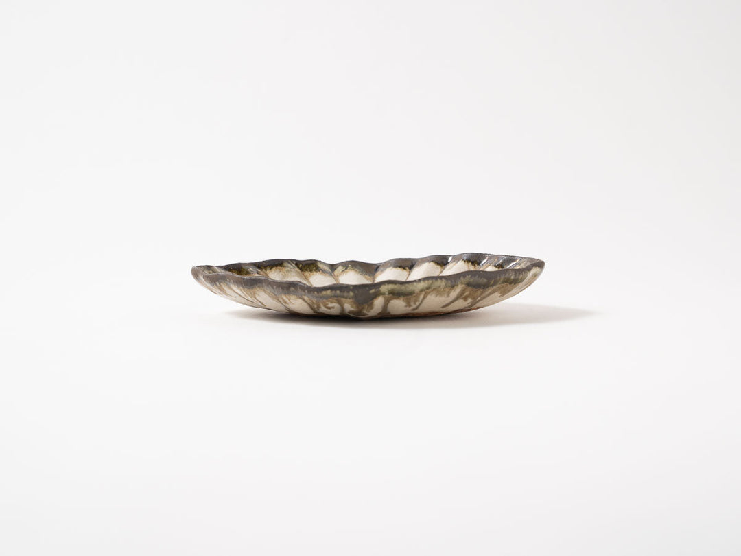Kikka Oval Plate S (White) - Crafted By Jun Fujiwara