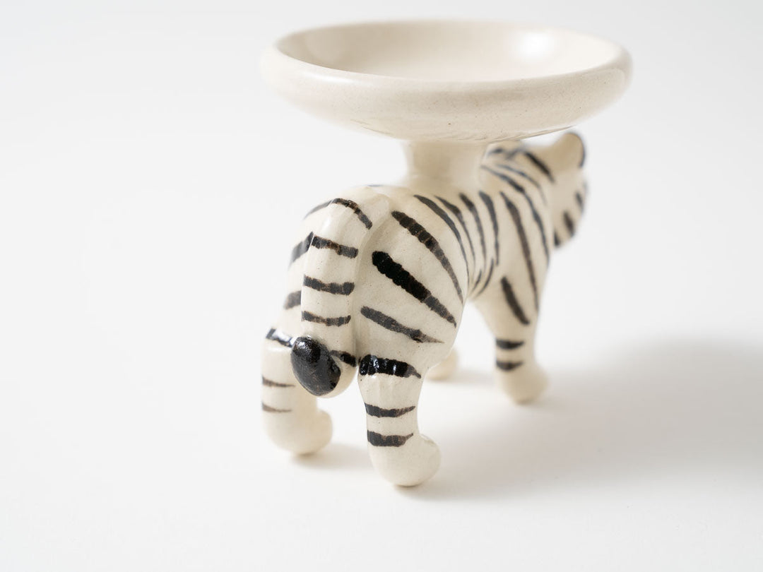 White Tiger Mamezara Plate — Ryo Makita
