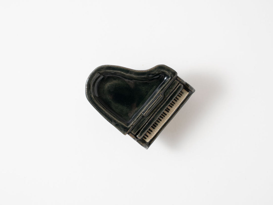 Piano Mamezara Plate — Ryo Makita