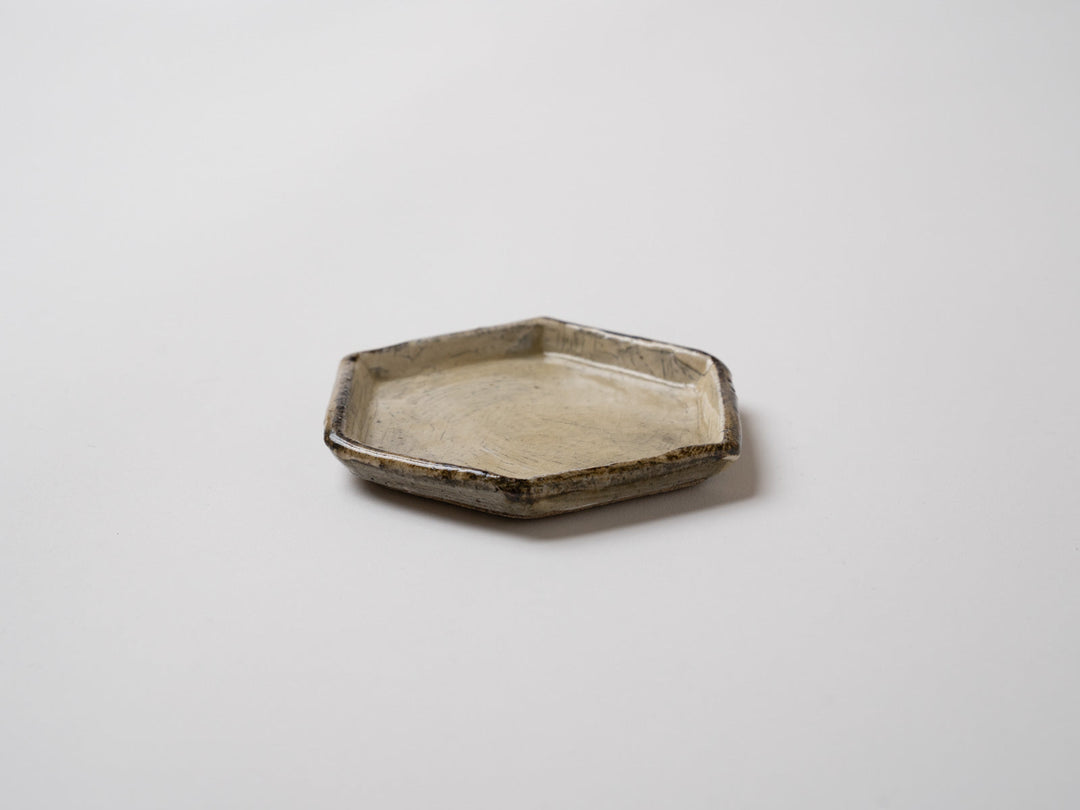 Brush Mark Hexagonal Small Plate - Crafted By Otenjia Kiln