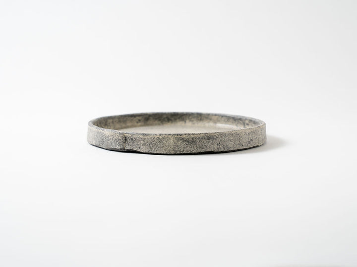 White Slip (Black) Rim Round Plate (Medium) - Crafted By Taeko Kajiwara