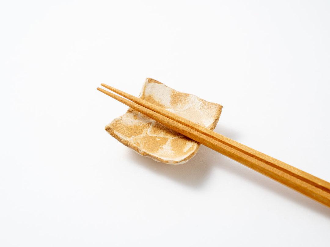Scratched Pattern (Yellow) Square Chopstick Rest - Crafted By Taeko Kajiwara