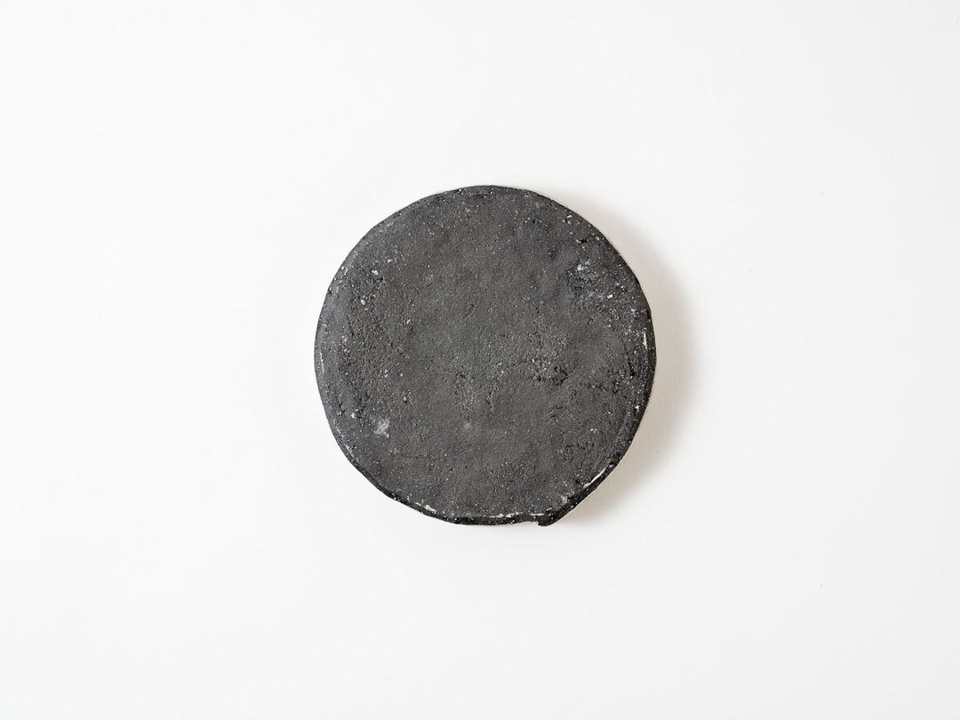 White Slip (Black) Rim Round Plate (Hime) - Crafted By Taeko Kajiwara