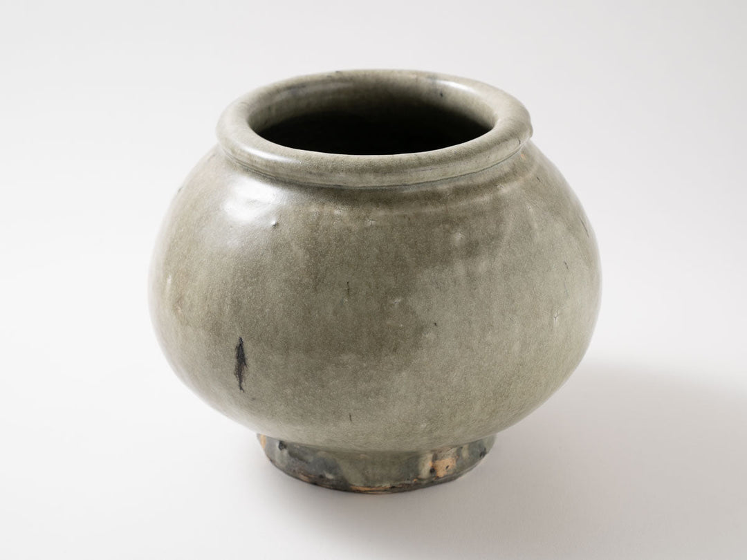 Jar — Hand-Formed Japanese Pottery by Motoyuki Tonoike