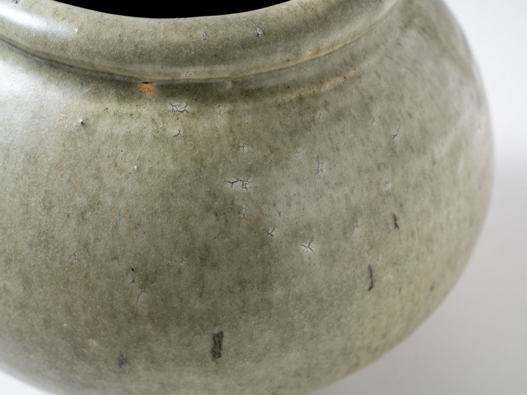 Jar — Hand-Formed Japanese Pottery by Motoyuki Tonoike