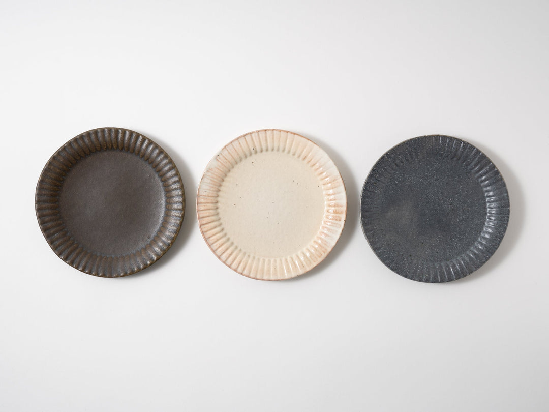 Rust Glazed Ruffle Plate S - Crafted By Furutani Pottery