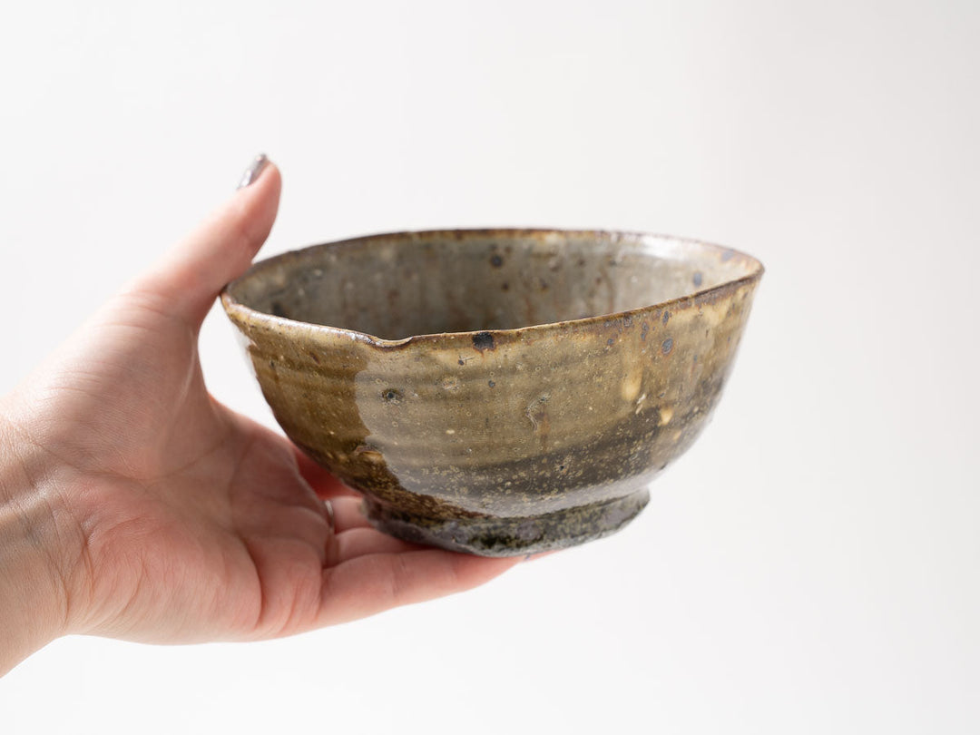 Medium Rice Bowl, b — Hand-Formed Japanese Pottery by Motoyuki Tonoike