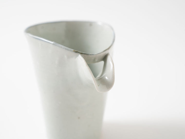 Katakuchi Spouted Bowl, White Porcelain Izumiyama Glaze Crafted By Shotaro Yokota