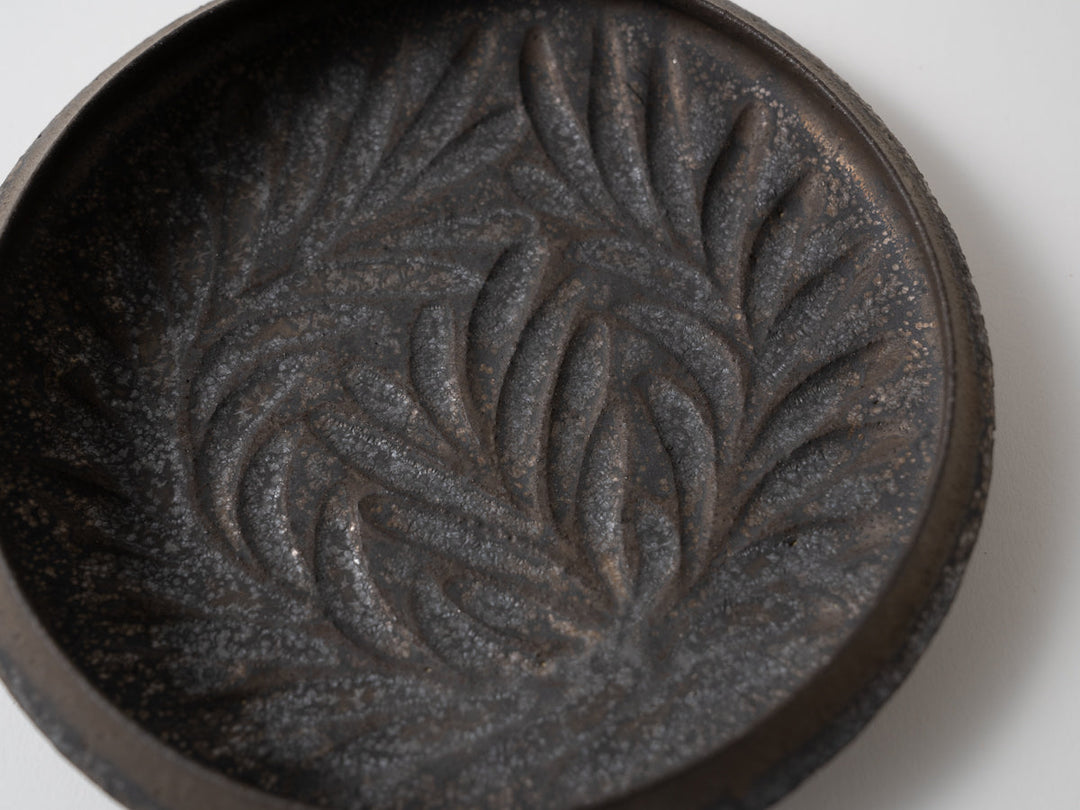 Round Plate 6-Sun Black - Crafted By Jun Fujiwara
