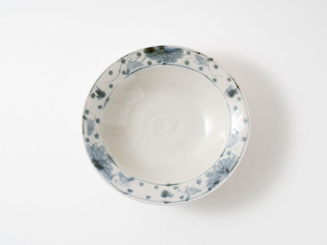 Annan-Style (Porcelain) Rimmed Double-Naburi 7-Sun Bowl, Hana-Karakusa Pattern Crafted By Katsuro Yokota