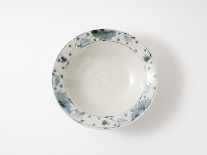 Annan-Style (Porcelain) Rimmed Double-Naburi 7-Sun Bowl, Hana-Karakusa Pattern Crafted By Katsuro Yokota