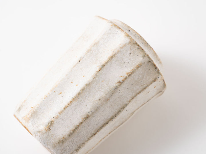 Flower Vase Medium White - Crafted By Kazuhito Yamamoto