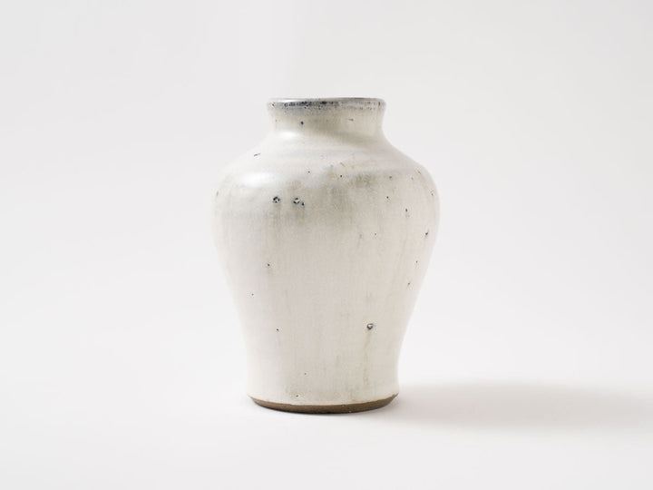 White Flower Vase - Crafted By Yuichi Hirai