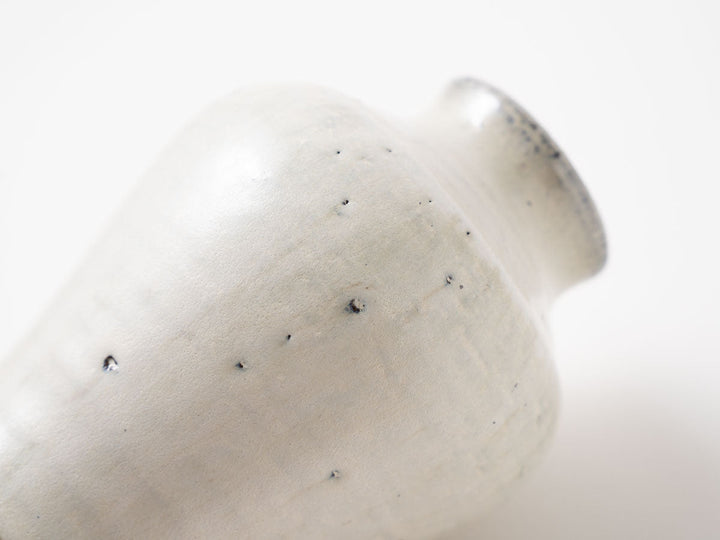 White Flower Vase - Crafted By Yuichi Hirai