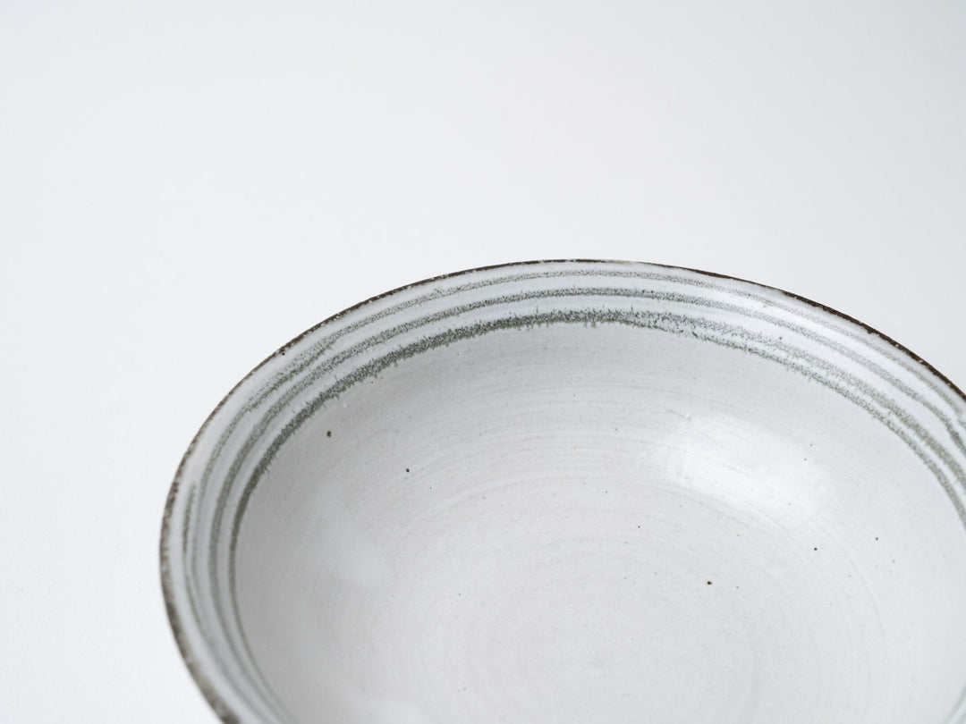 5.5-Sun Flat Pot with White Slip line Carving - Crafted By Tatsuo Otomo