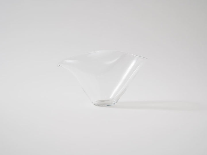 Katakuchi Sake Pourer ori Clear - Crafted By Yudai Koga