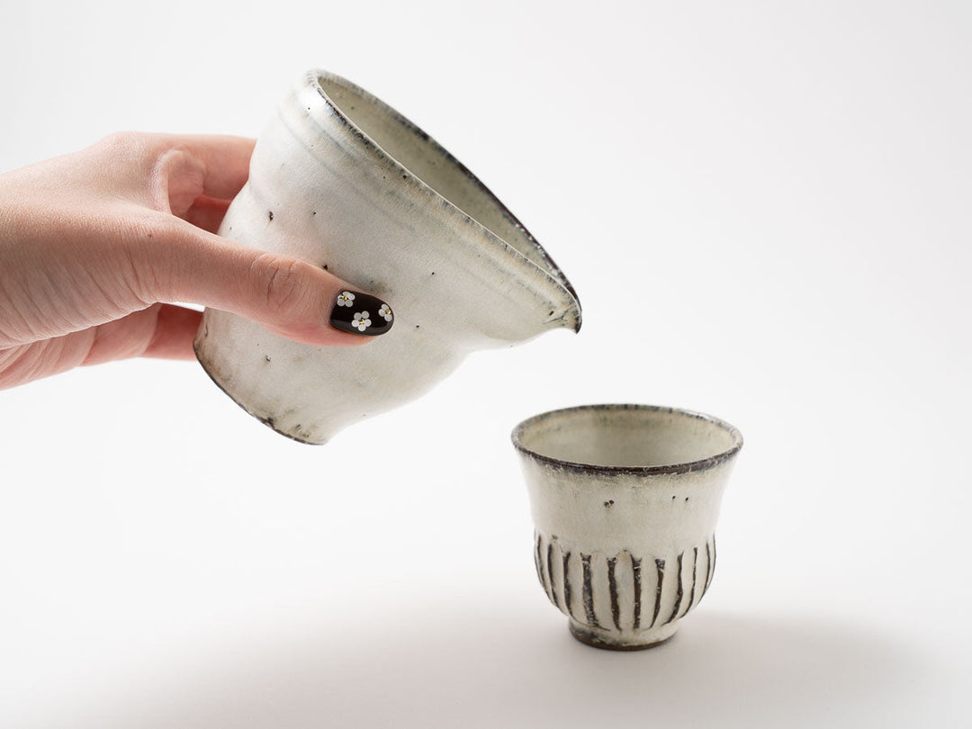 White Katakuchi Sake Pourer Crafted By Yuichi Hirai