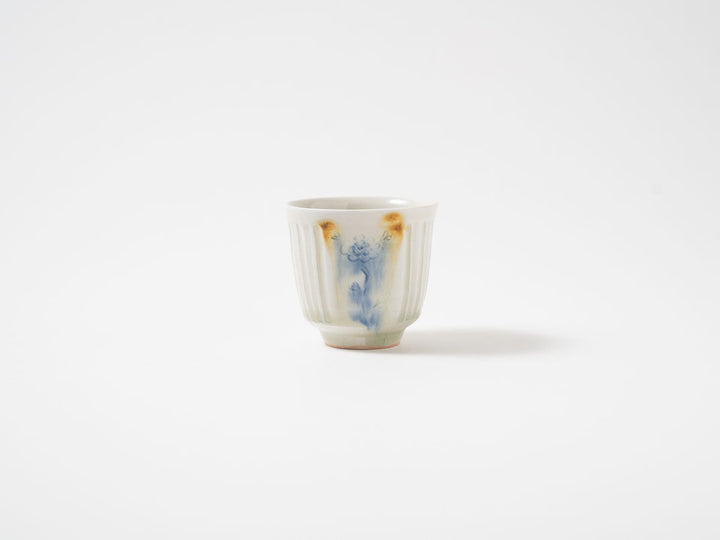 Carved Floral Iron-Glaze Teacup — Hand-Carved Japanese Porcelain by Madoka Suzuki
