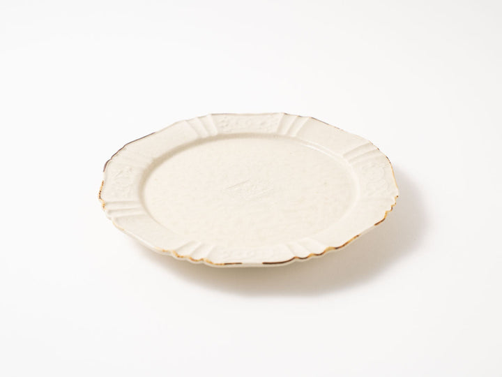 Tulip-Pattern Lobed Rim Plate — Hand-Painted Japanese Pottery by Hitomi Yamasaki