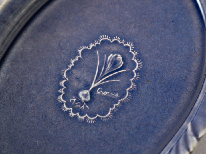 Ruffled-Rim Oval Plate, b — Hand-Painted Japanese Pottery by Hitomi Yamasaki