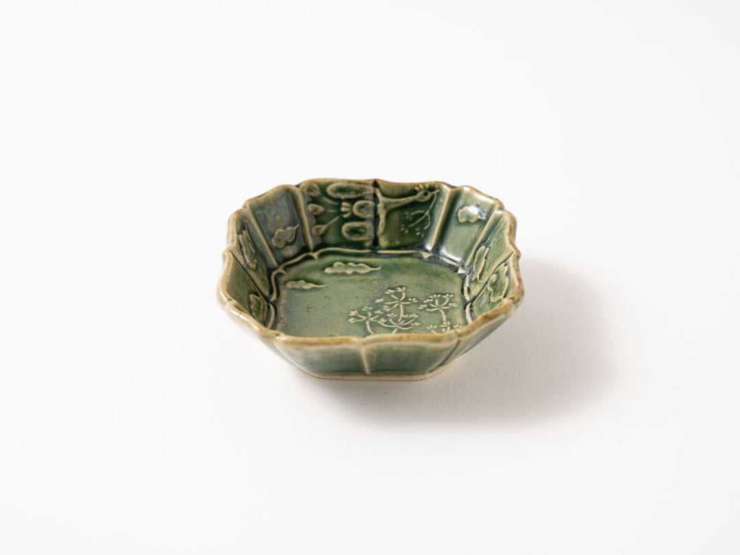 Floral Octagonal Small Plate — Hand-Painted Japanese Pottery by Hitomi Yamasaki