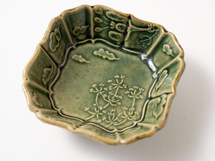 Floral Octagonal Small Plate — Hand-Painted Japanese Pottery by Hitomi Yamasaki
