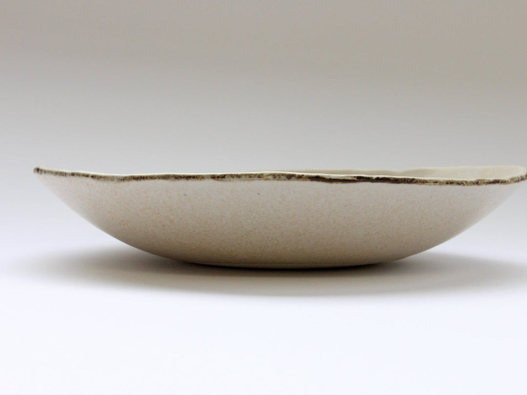 Rimsabi beige Oval Shallow Bowl - Crafted By Nobuyuki Murai