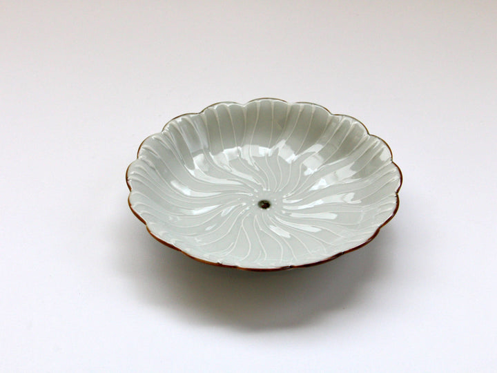 Slip Trailing Petal Flower Plate White Porcelain - Crafted By Tokushichi Kiln