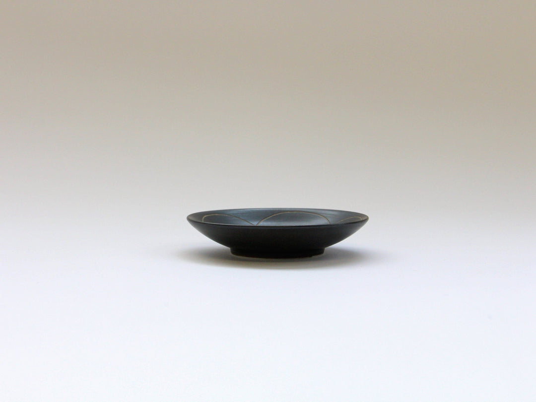 Black ceramic Carving (Japanese) 2.5-Sun Plate Ume - Crafted By Tamori Pottery