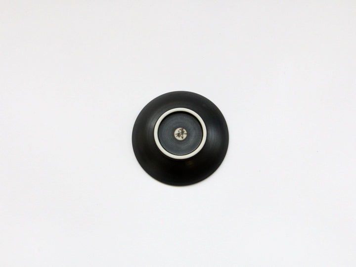 Black ceramic Carving (Japanese) 2.5-Sun Plate Matsu - Crafted By Tamori Pottery