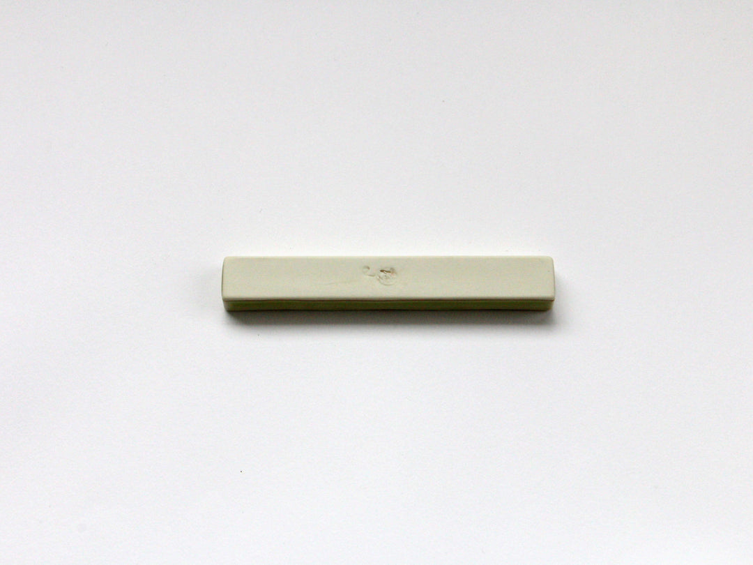 Siskin Glazed Hemp Leaf Carving Long Square Rest - Crafted By Kajiken Seiji