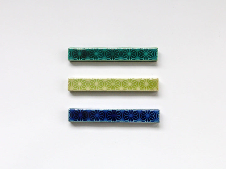 Siskin Glazed Hemp Leaf Carving Long Square Rest - Crafted By Kajiken Seiji