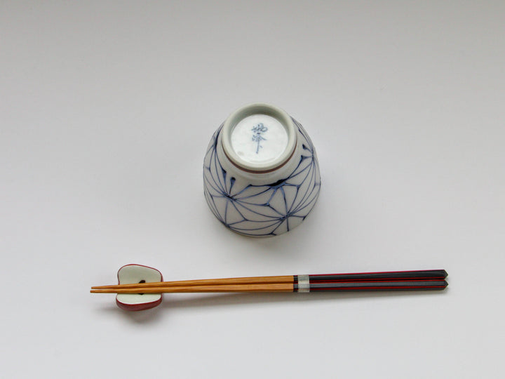 Slip Trailing Hemp Leaf Motenashi Cup Small Blue - Crafted By Fukuho Kiln